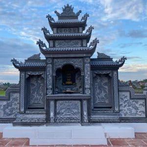 Lăng thờ ba mái đá HĐ52