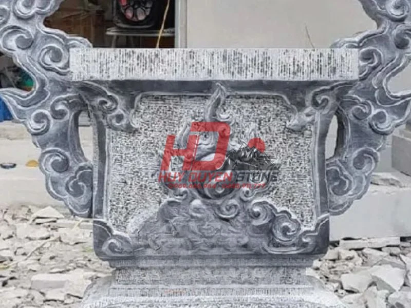 bát hương bằng đá