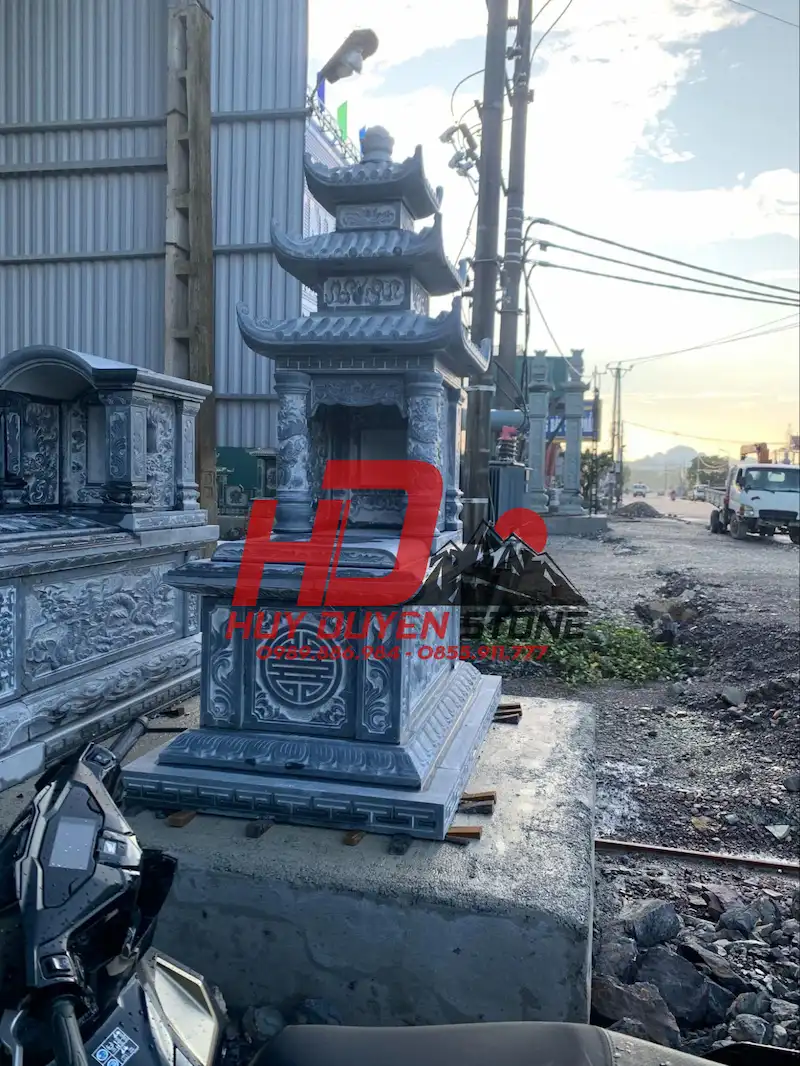 lăng mộ đá truyền thống