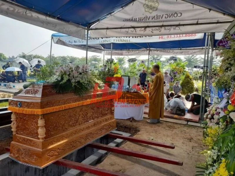 hạ huyệt là gì