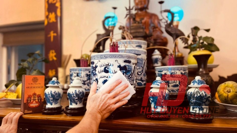 Cách vệ sinh bát hương