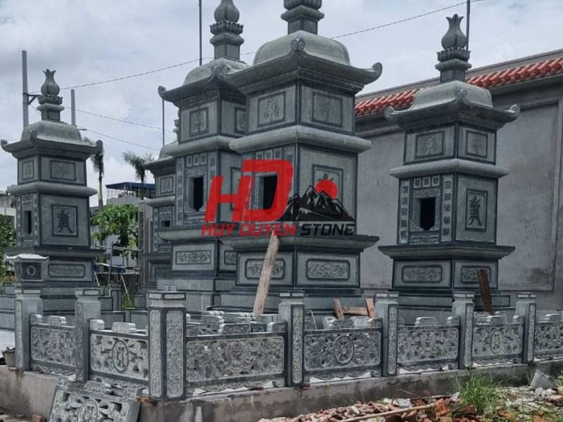 Mộ Tháp Đá 3 Tầng Đẹp Trang Trọng - Chạm Khắc Tinh Xảo Nhất