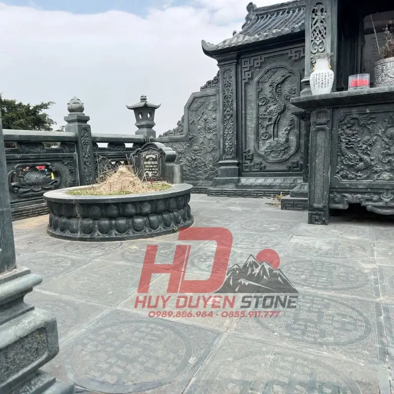Những gia đình phù hợp với loại công trình lăng mộ đá này 