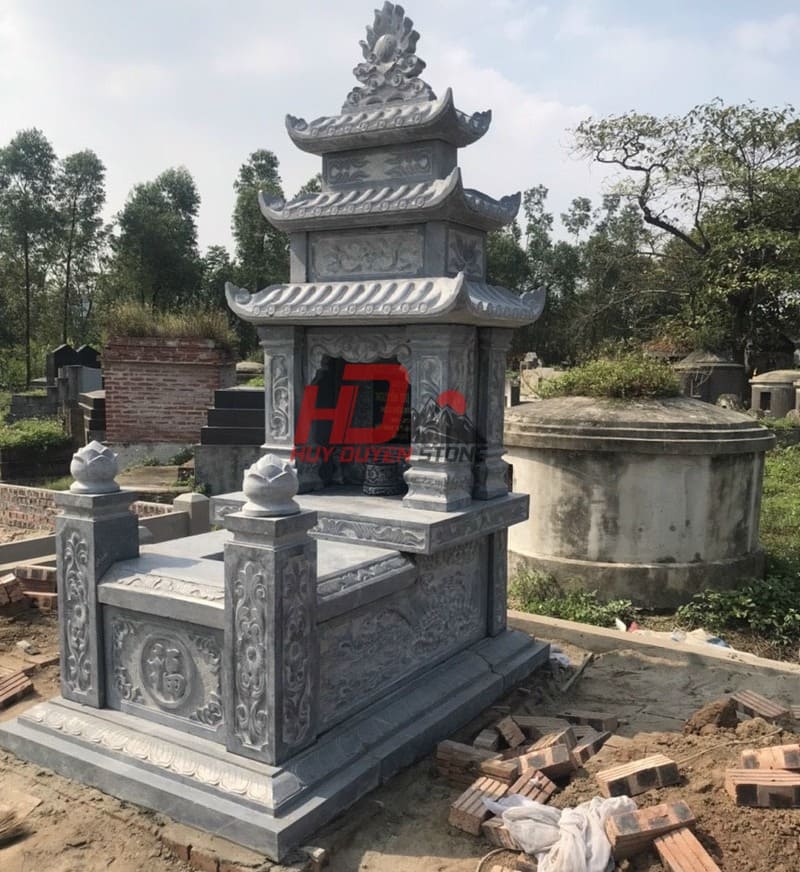 mộ đá xanh
