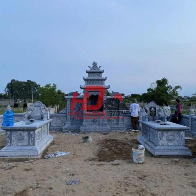 chọn hướng đặt mộ