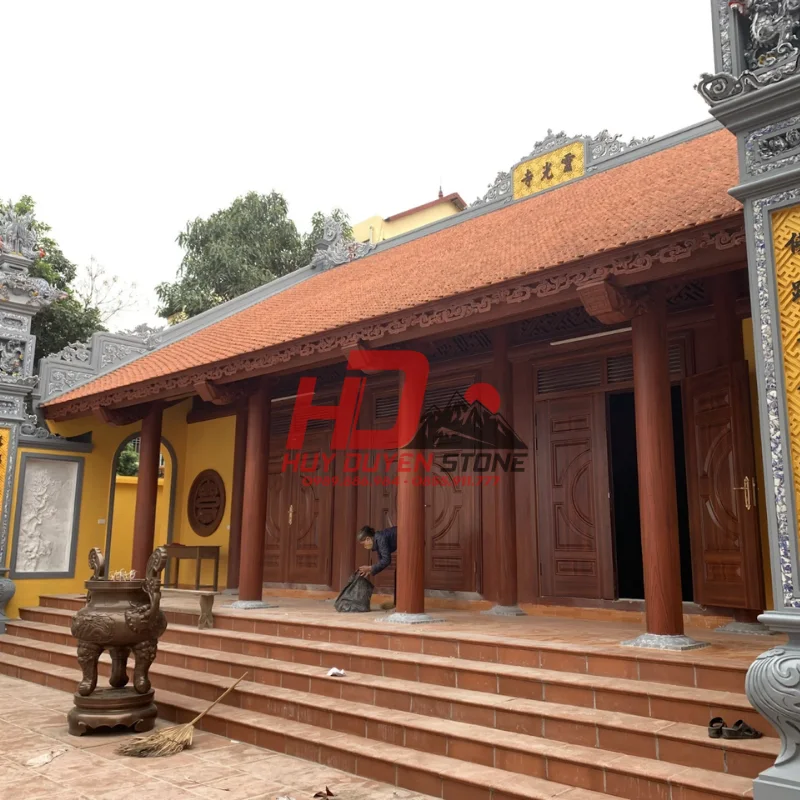 cửa nhà thờ họ cửa nhà thờ họ