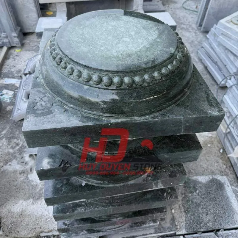 chân cột đá tròn