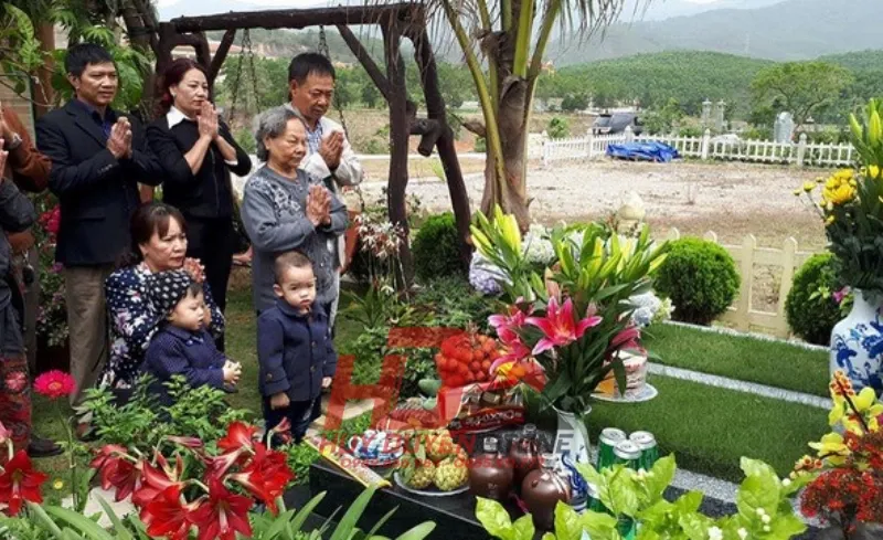 100 ngày có phải ra mộ không