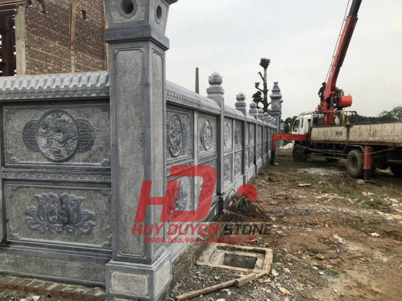tường rào lăng mộ đá
