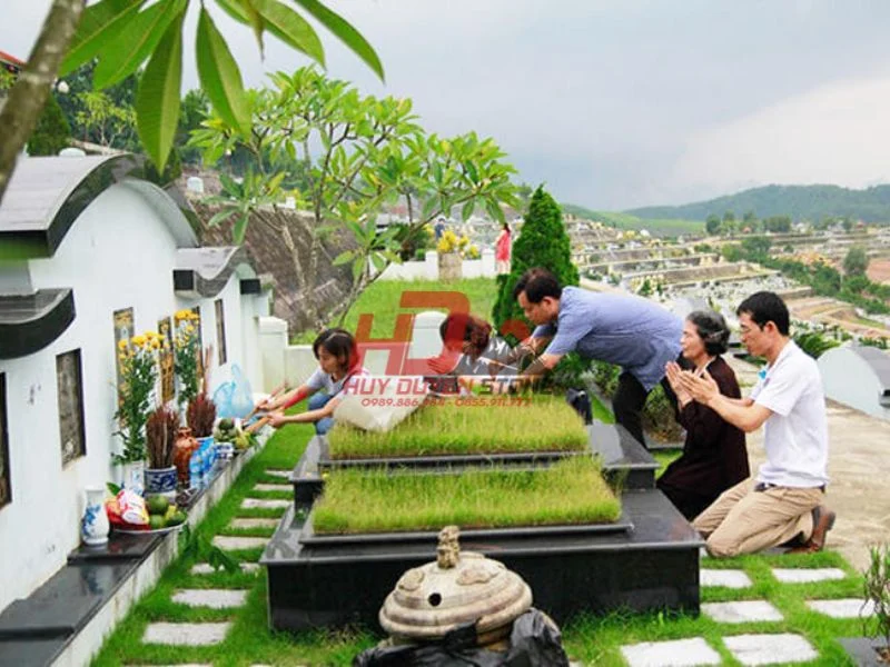 văn khấn ngoài mộ trước ngày giỗ thường