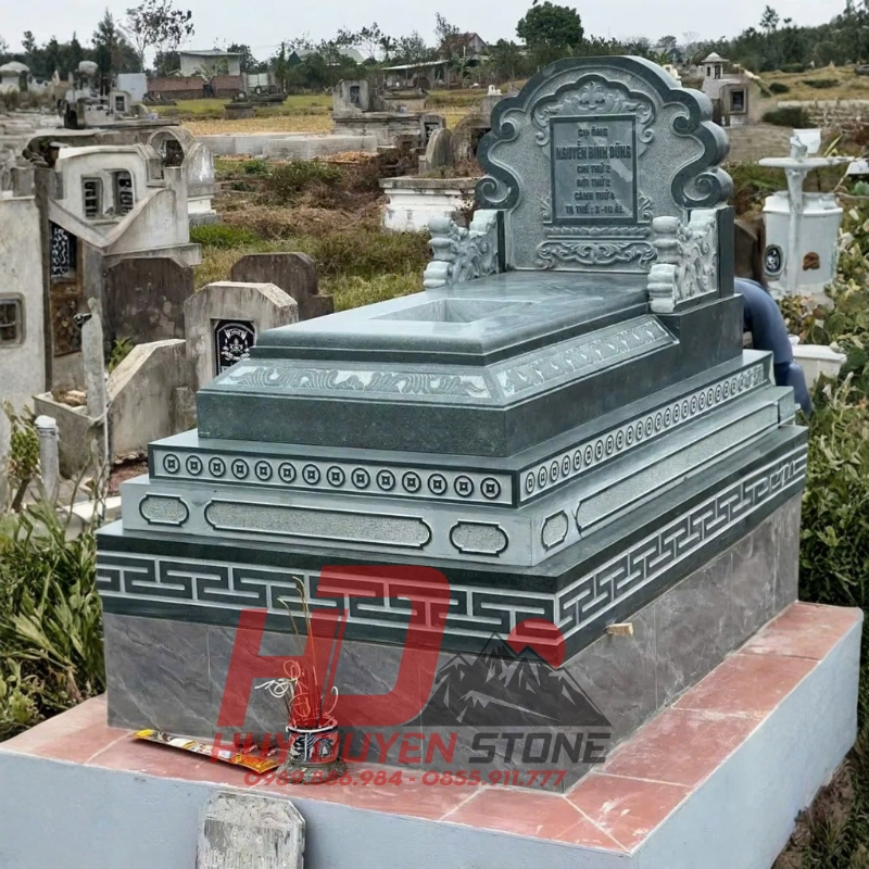 Mộ Đá Xanh Rêu 5 Cấp MXR001