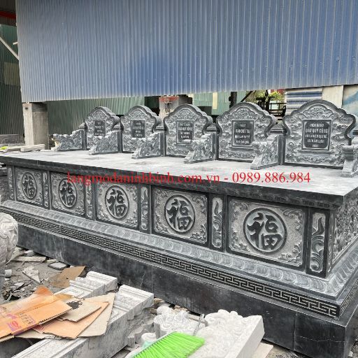 Mộ Đá Không Mái HD002