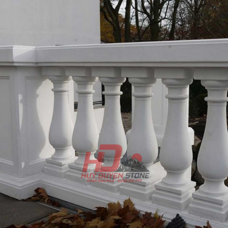 lan can đá cẩm thạch tiện tròn