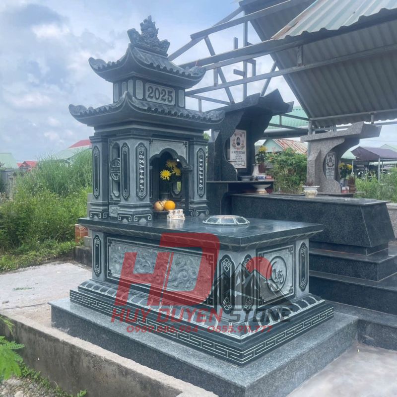 Mộ Đá Hai Mái HD343
