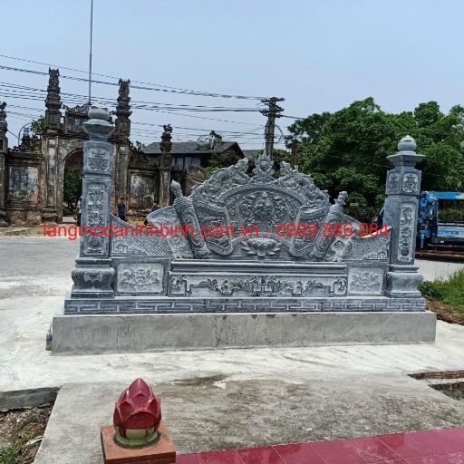 bức bình phong bằng đá