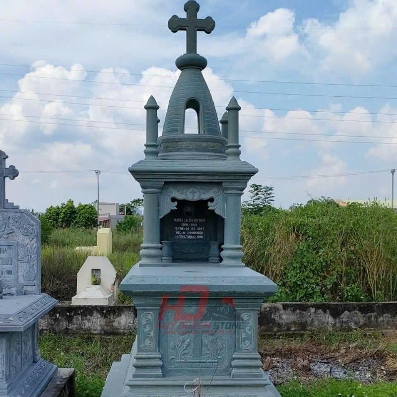 Mộ Đá Công Giáo HD0234