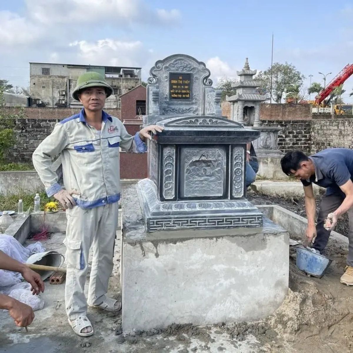 Câu Chuyện Trong Ngành