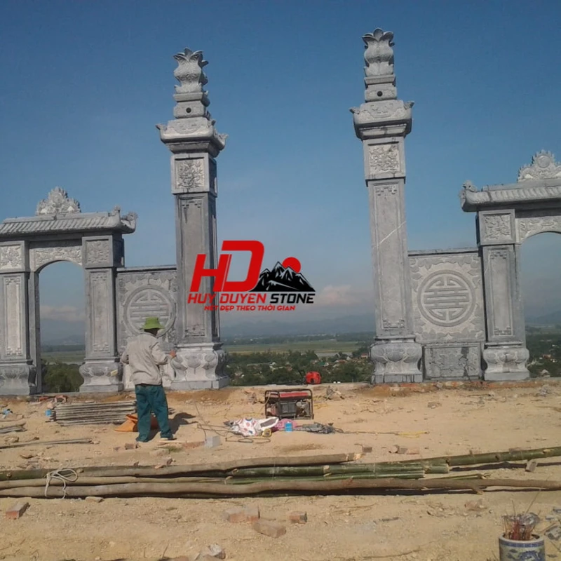 cổng tứ trụ