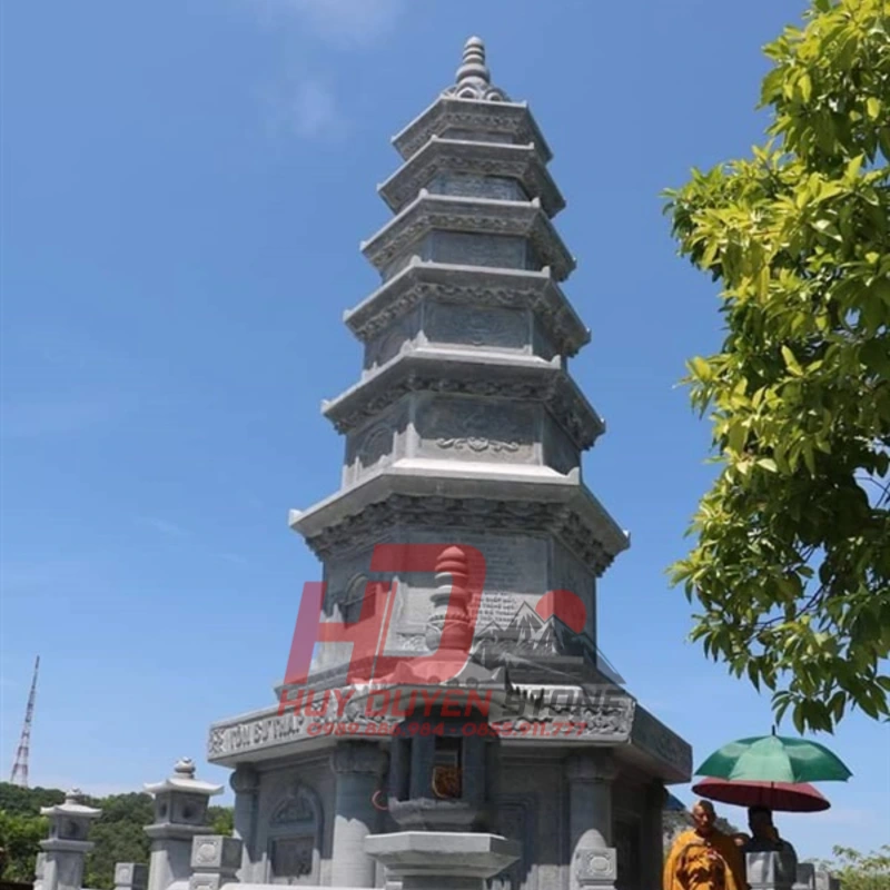 mộ tháp đá 7 tầng mộ tháp đá 7 tầng