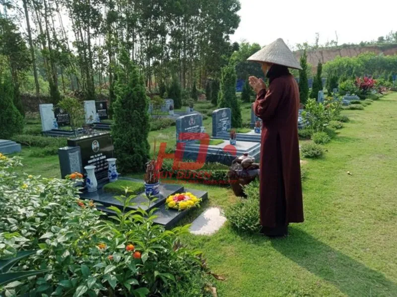 nên hỏa táng hay địa táng