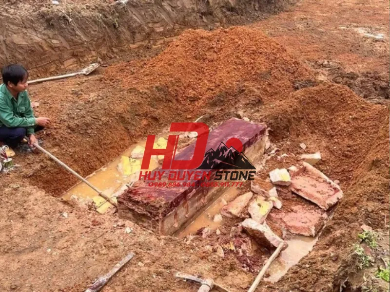 điều kiêng kỵ bốc mộ ban ngày