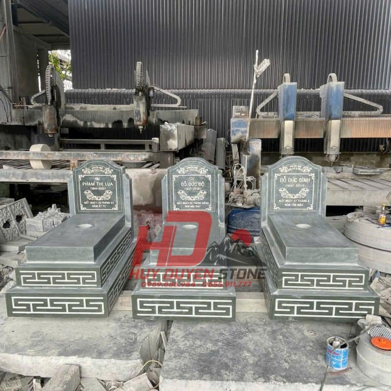Mộ Đá Xanh Rêu HD069