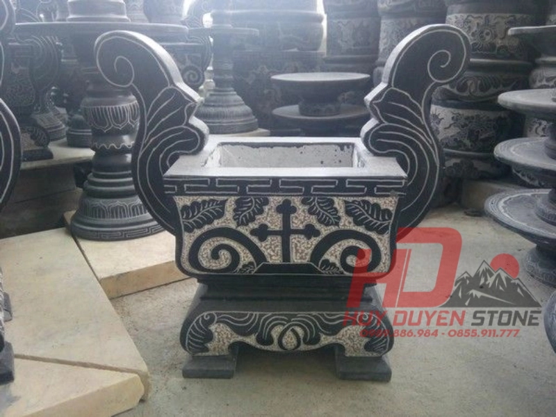 mẫu lư hương đá công giáo