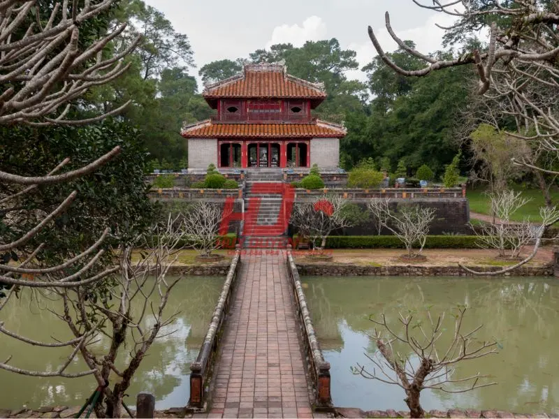 lăng mộ huế
