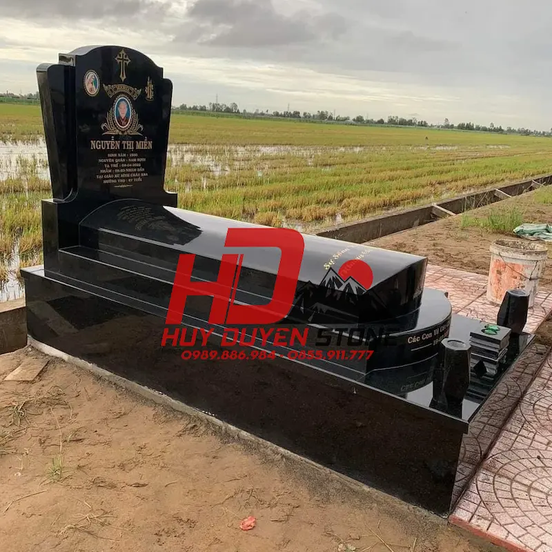 đá hoa cương làm mộ
