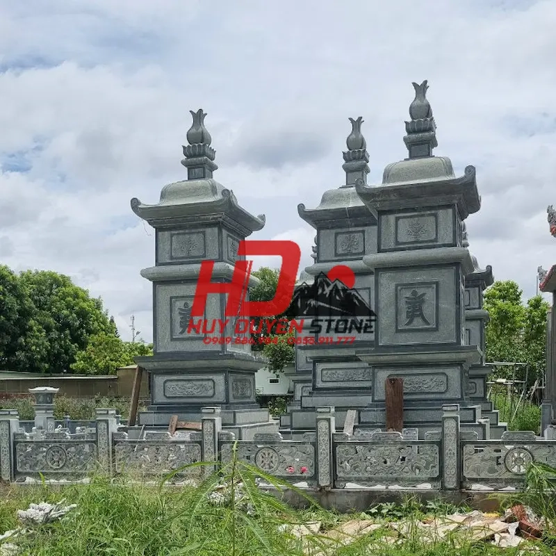 mộ tháp đá