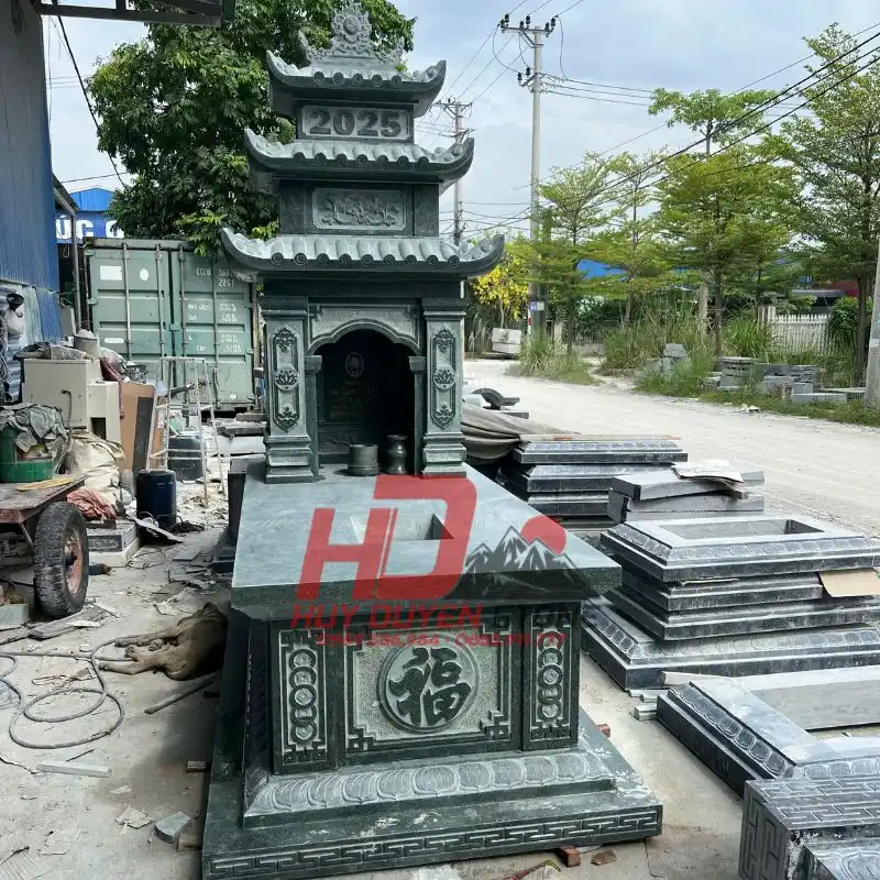 làm mộ bàng đá hoa cương hay đá xanh