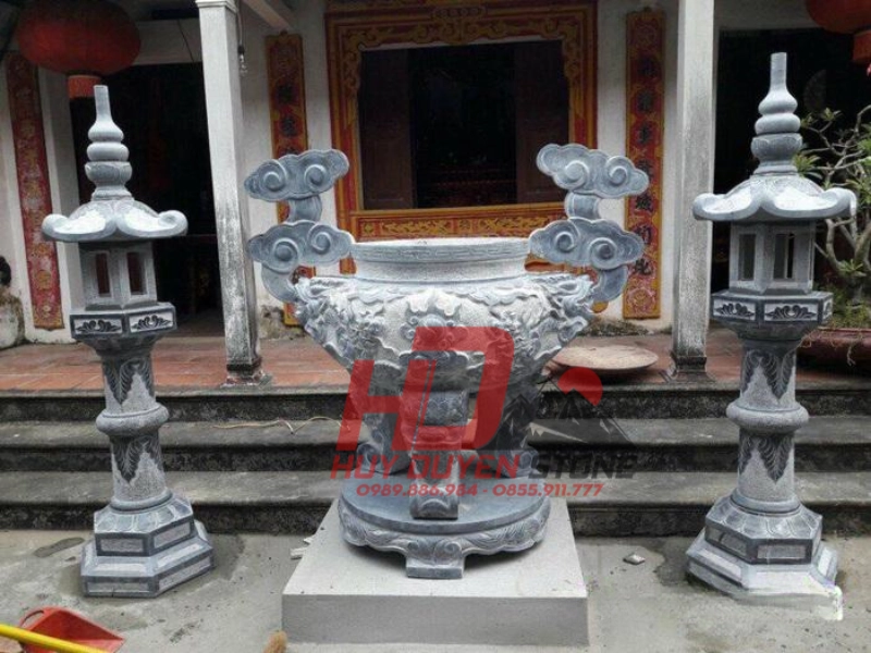 Lư hương đá tứ linh