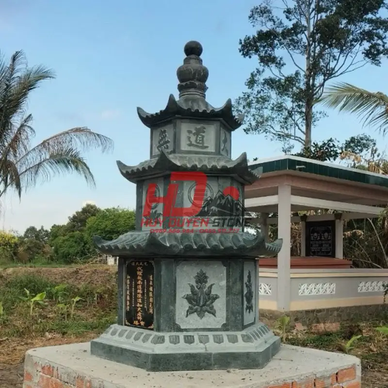 Mộ tháp đá để tro cốt
