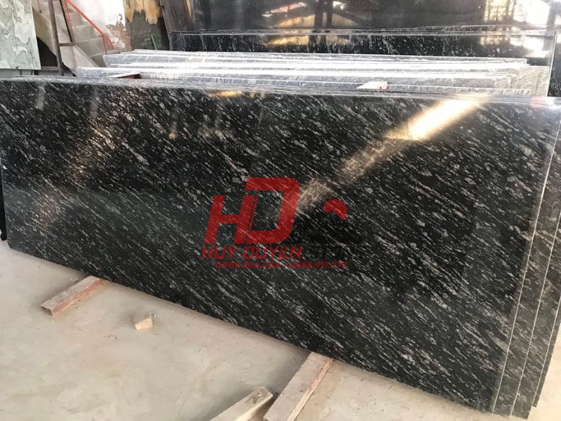Đá Granite Đen Hợp Mệnh Gì? Giải Đáp Phong Thủy Lăng Mộ