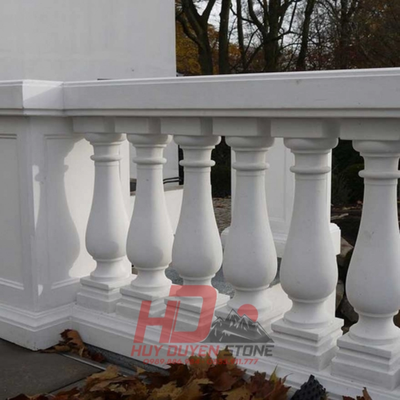 lan can đá trắng