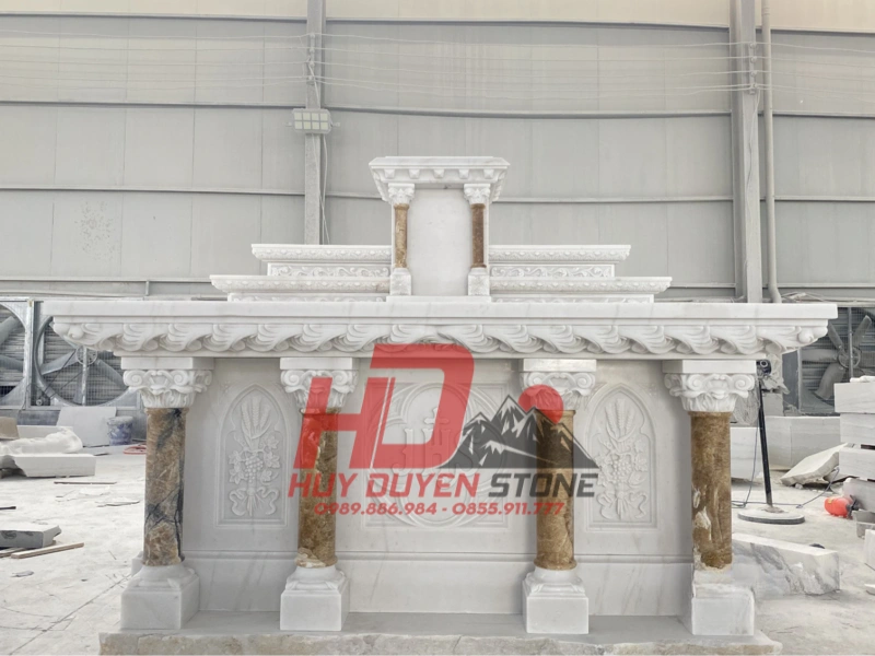 bàn thờ bằng đá hoa cương