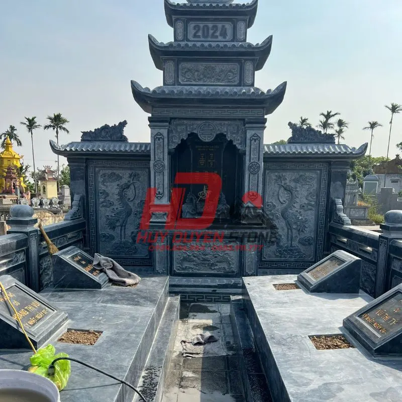 lăng mộ đá Yên Bái