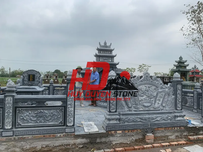xưởng sản xuất lăng mộ đá