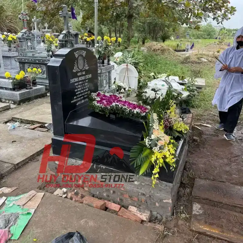 so sánh đá hoa cương và đá xanh