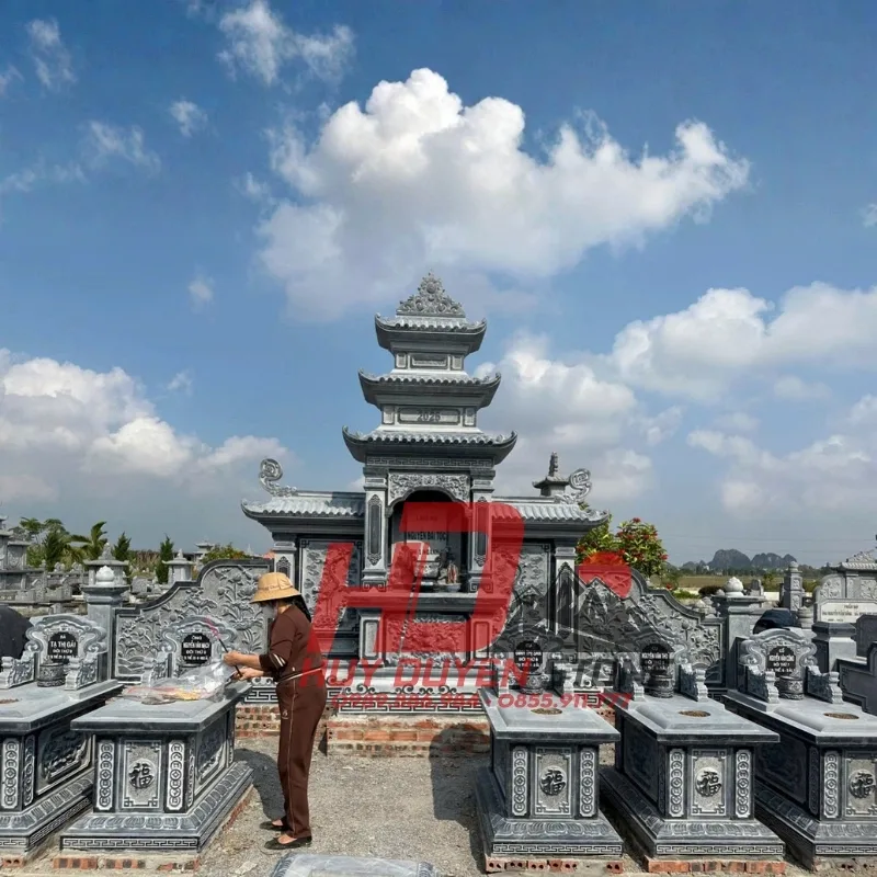 lăng mộ đá dòng họ
