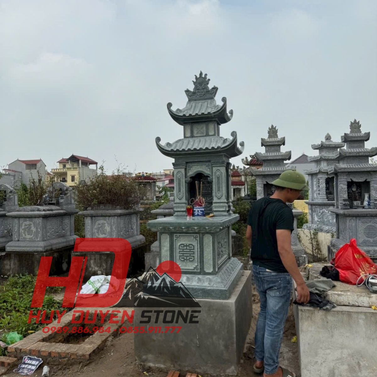 Mộ Đá Xanh Rêu Hai Mái HD344 