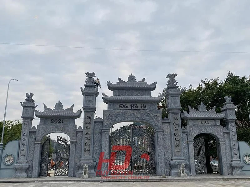 cổng nhà thờ họ đẹp