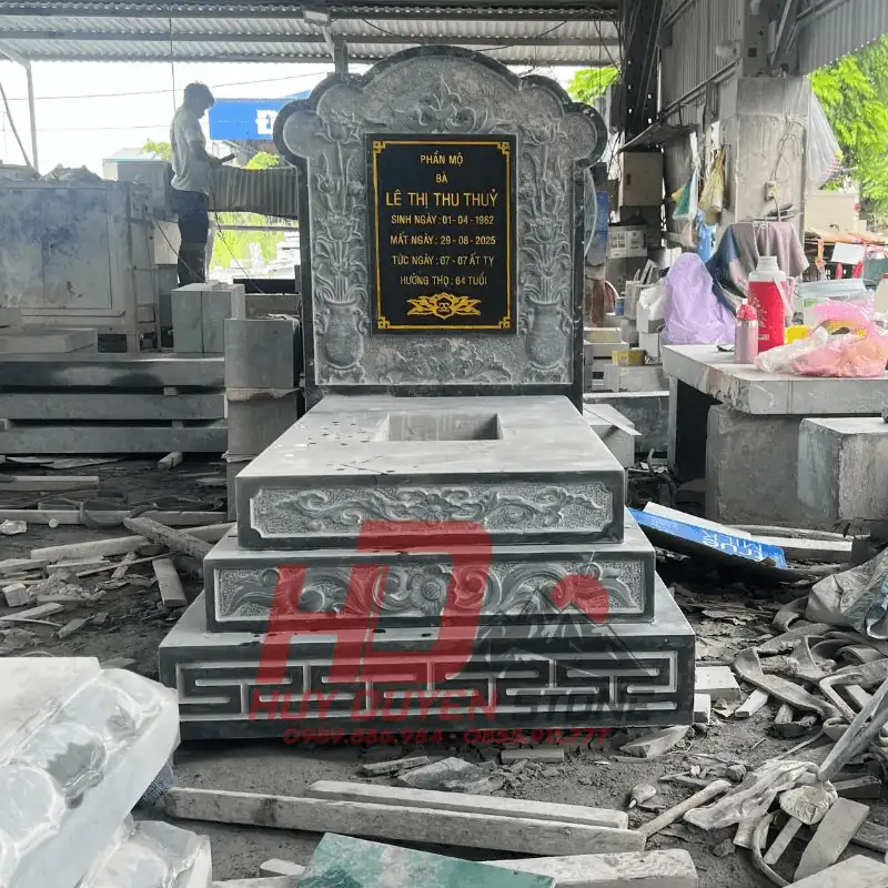 Một số kinh nghiệm khi lựa chọn thi công mộ đá nguyên khối hay lăng mộ ốp đá