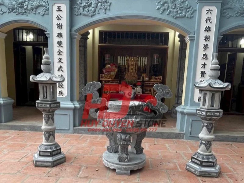 giá bát hương đá