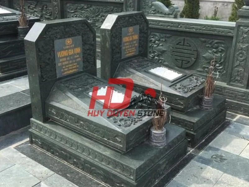mộ liệt sĩ