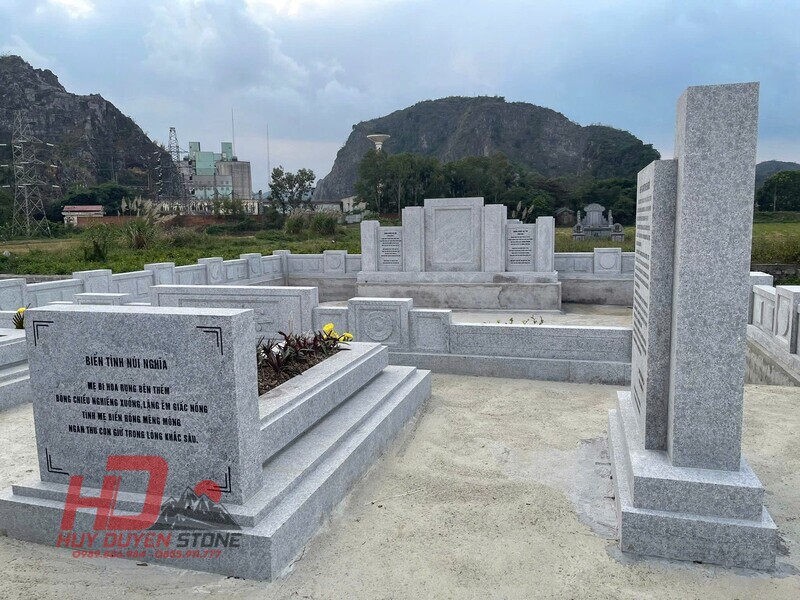 khu lăng mộ đá xám