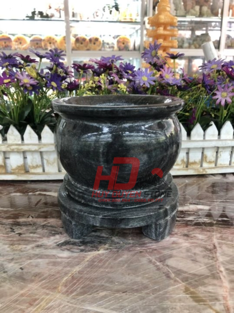 lư hương đá đen trơn