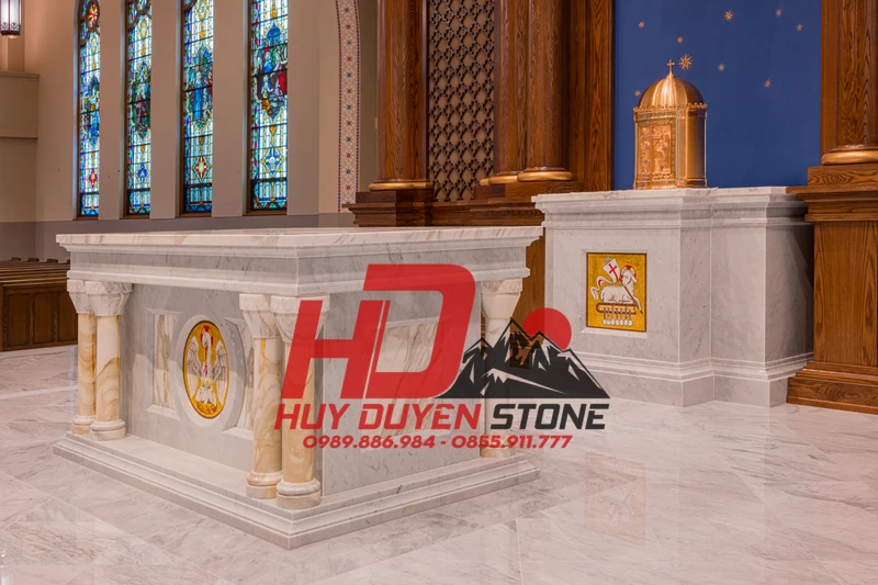 bàn thờ bằng đá hoa cương