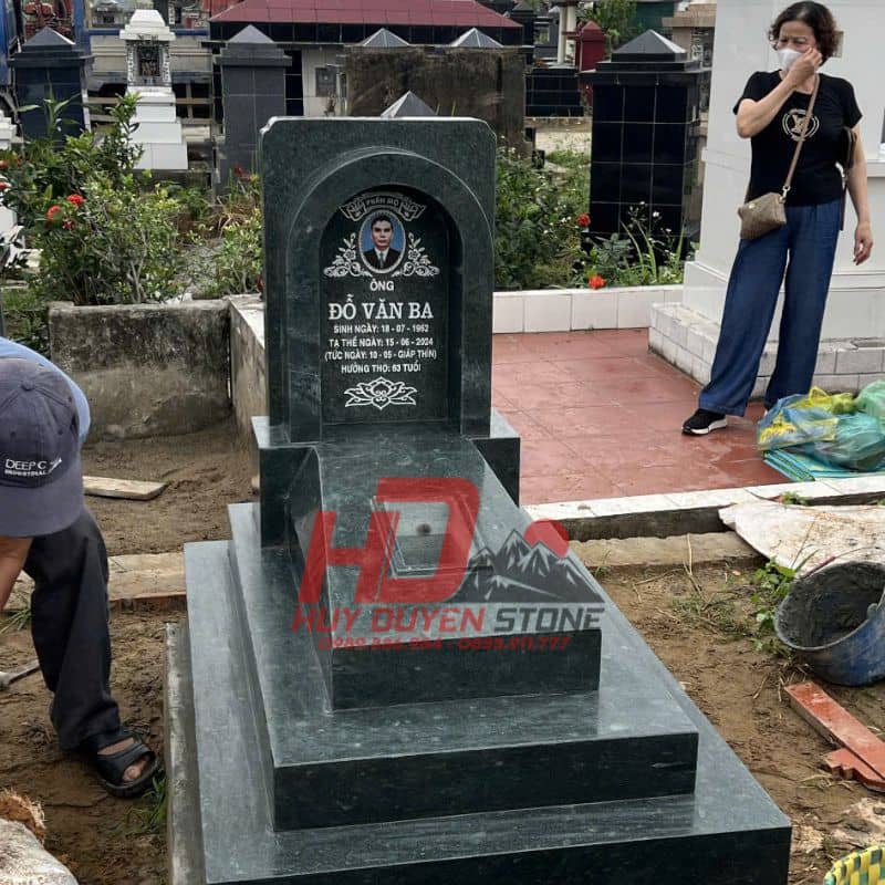 Mộ Đá Xanh Rêu HD066