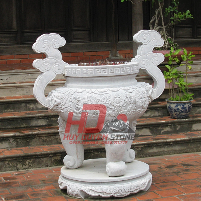 ưu điểm lư hương đá trắng và đá xanh